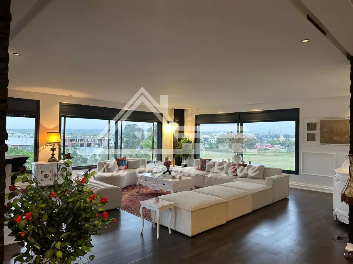 À Vendre – Villa Meublée de Luxe à El Menzeh Zaer